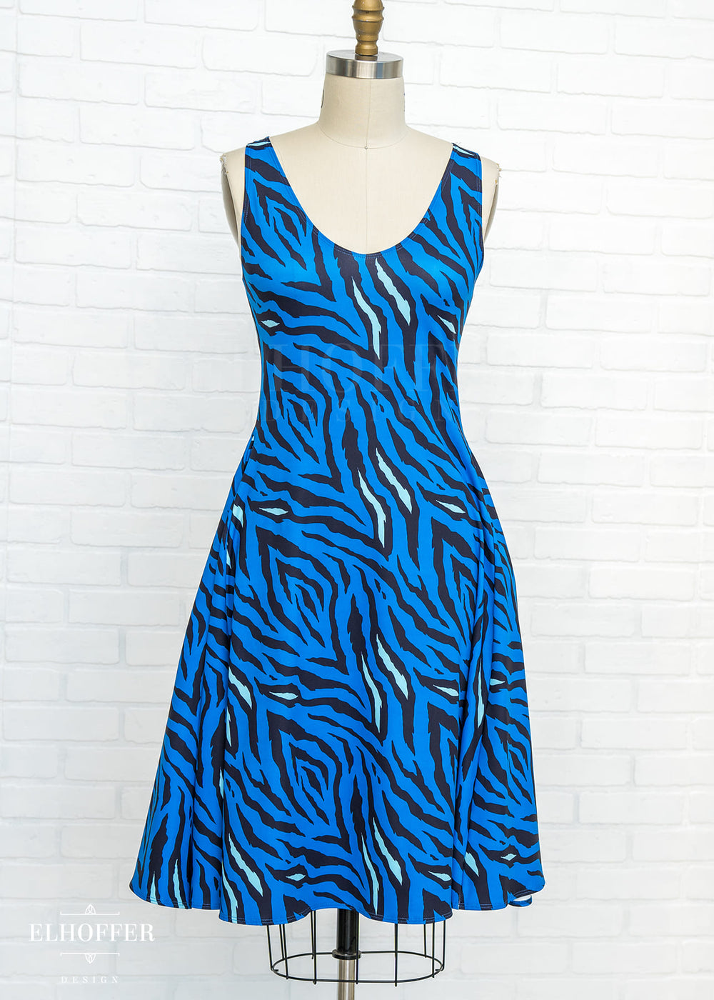 Essential Aquarius Knee Length Dress - Blue Tiger