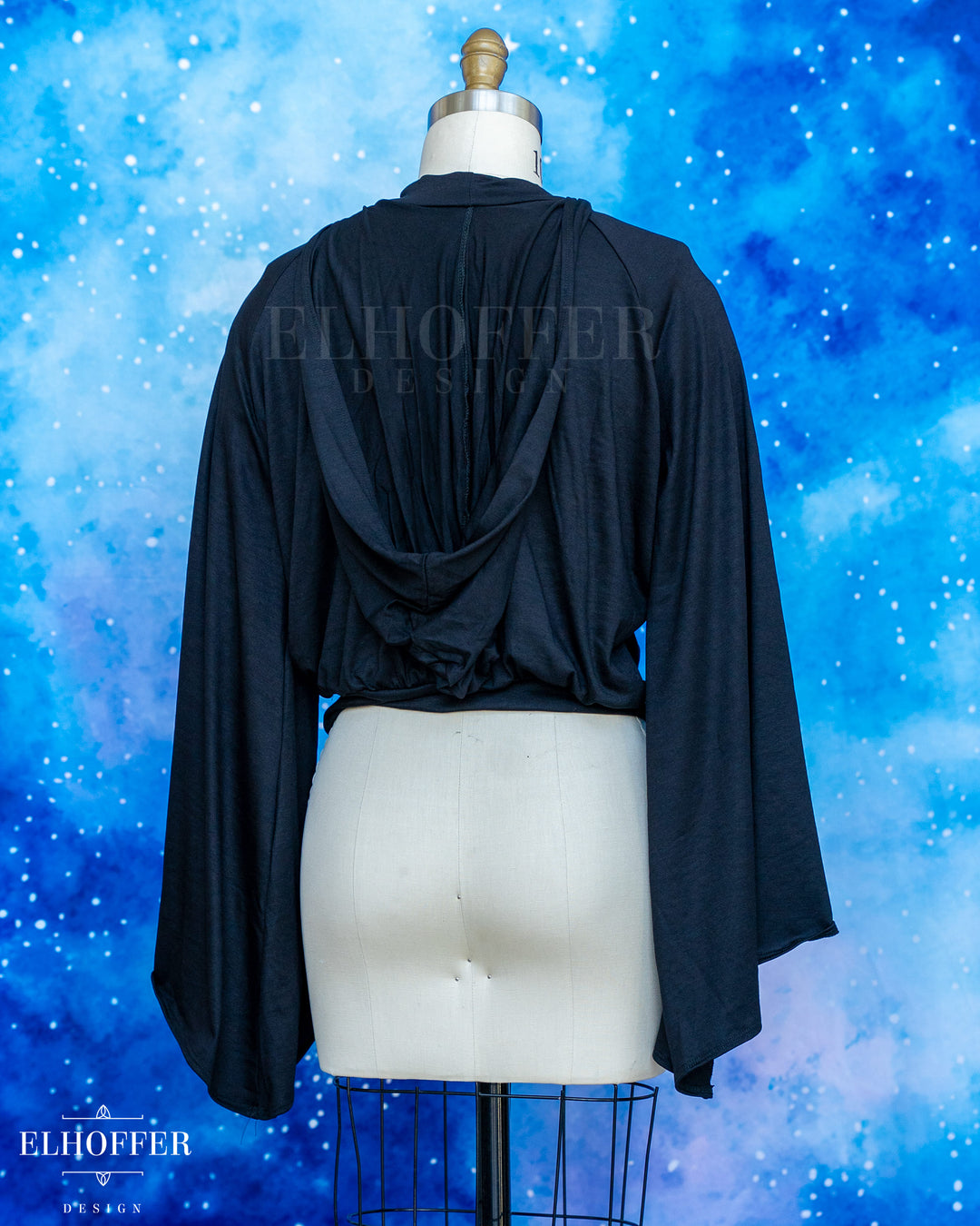 Essential Princess Hooded Crop Top - Cozy Black