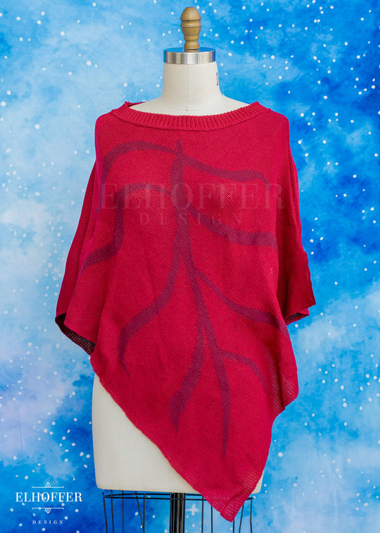 Essential Leaf Poncho - Fallen Red