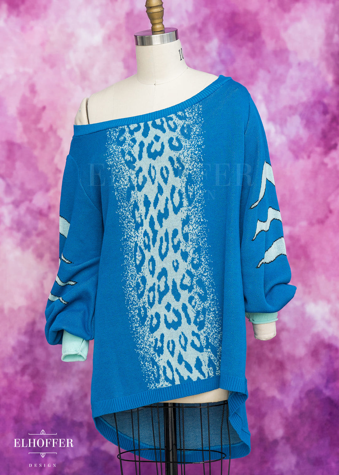 PREORDER - Blue Tiger Oversize Sweater