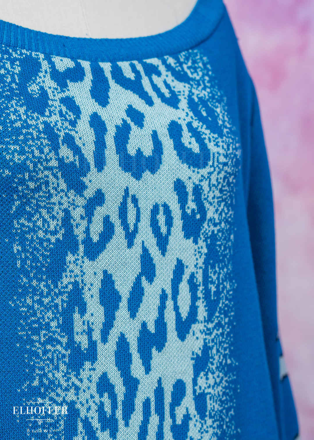 PREORDER - Blue Tiger Oversize Sweater