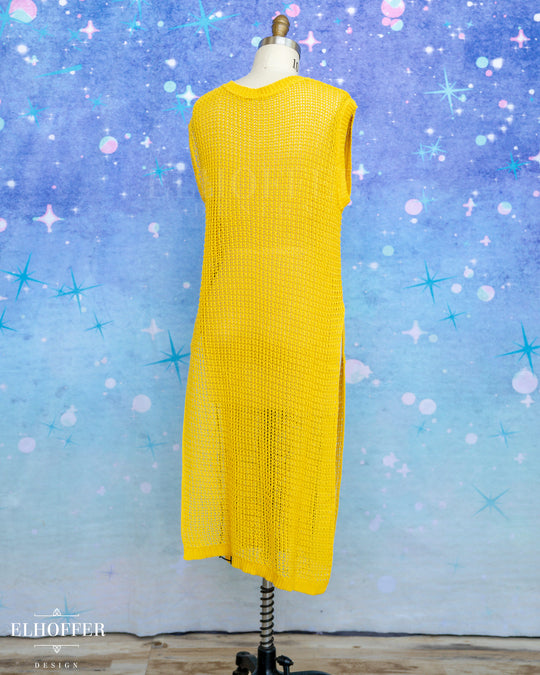 Essential Knight in Knitted Armor Tunic - Summerweight Sunshine Yellow