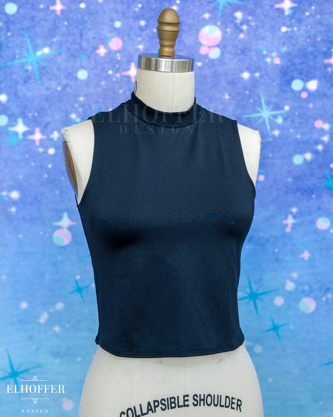 Essential Jes Crop Top - Black Compression Spandex