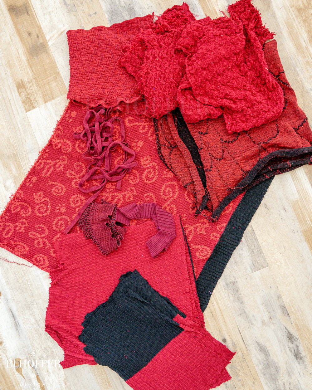 Mystery Knit Scraps Bag
