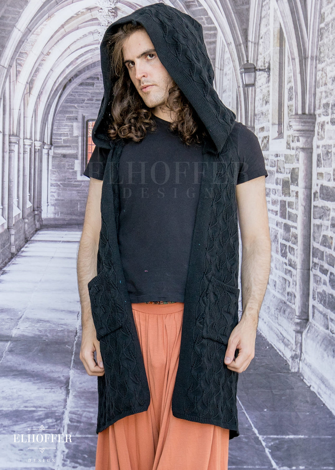Elven Rogue Hooded Vest - Wraith Black