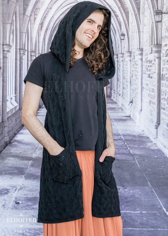 Elven Rogue Hooded Vest - Wraith Black