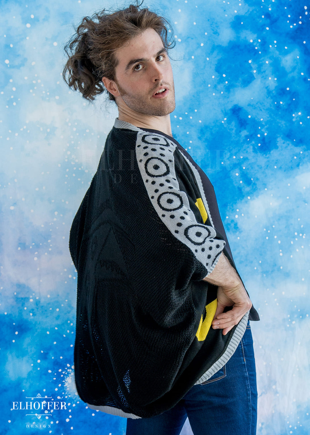 PREORDER - Sassy Magpie Dolman