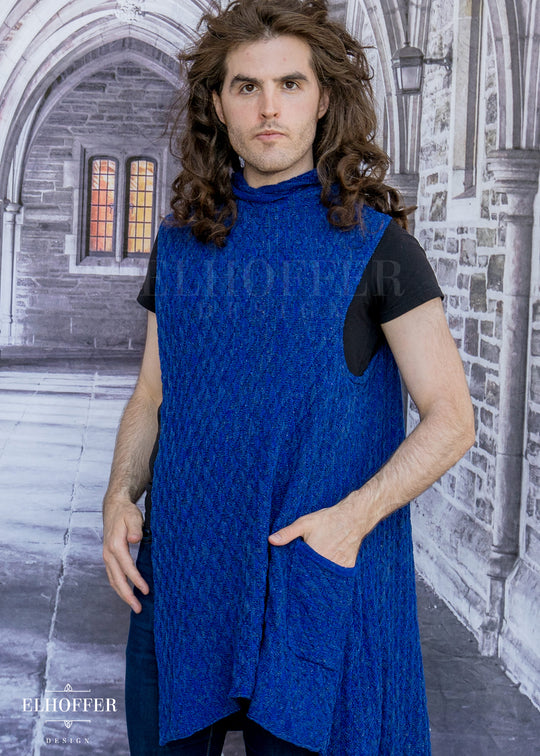 Essential Paladin Cape - Cobalt Knight