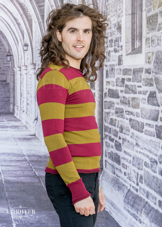 Antique Sweet Dreams Unisex Pullover Sweater