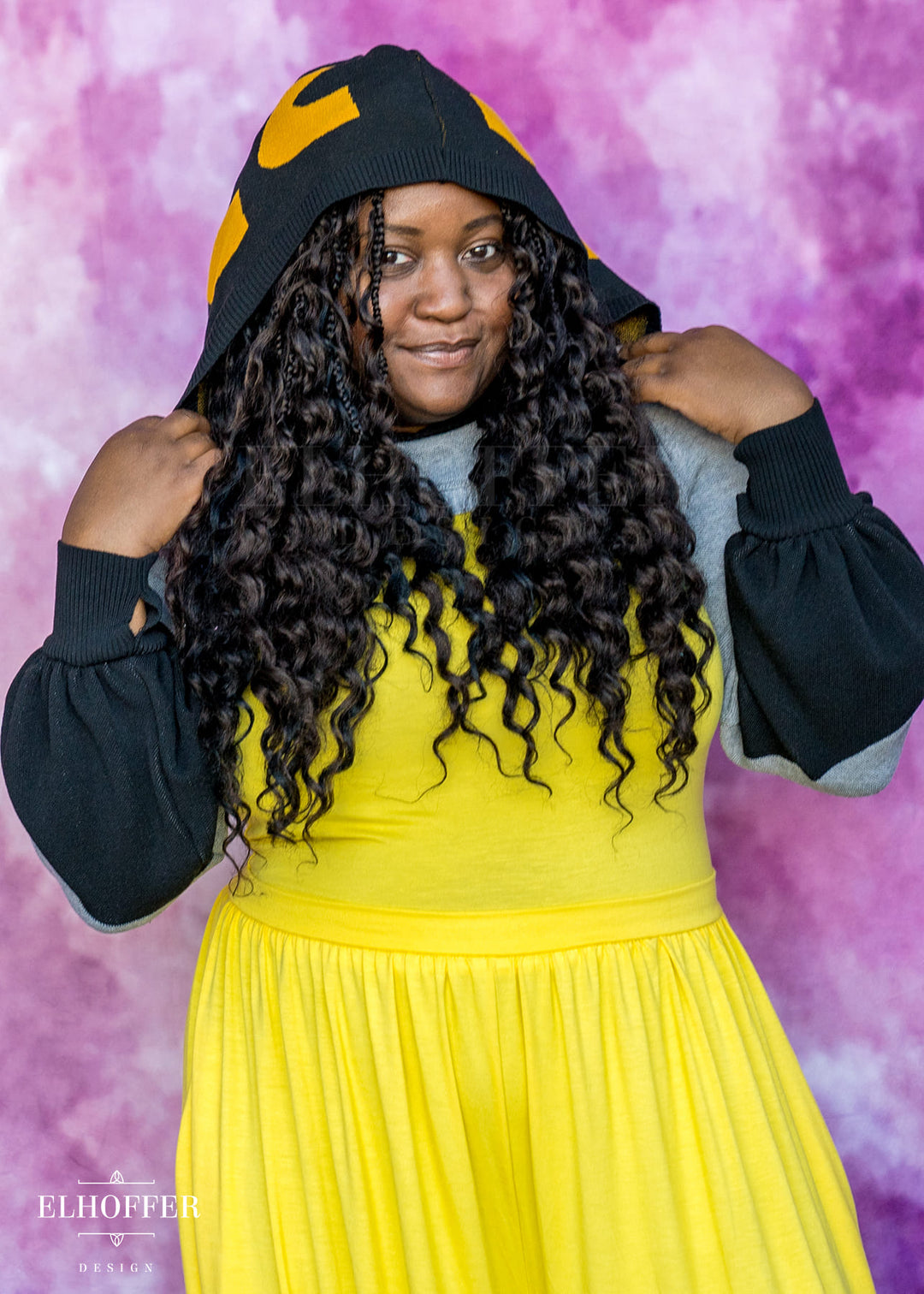 Sassy Magpie Capricorn Hooded Crop