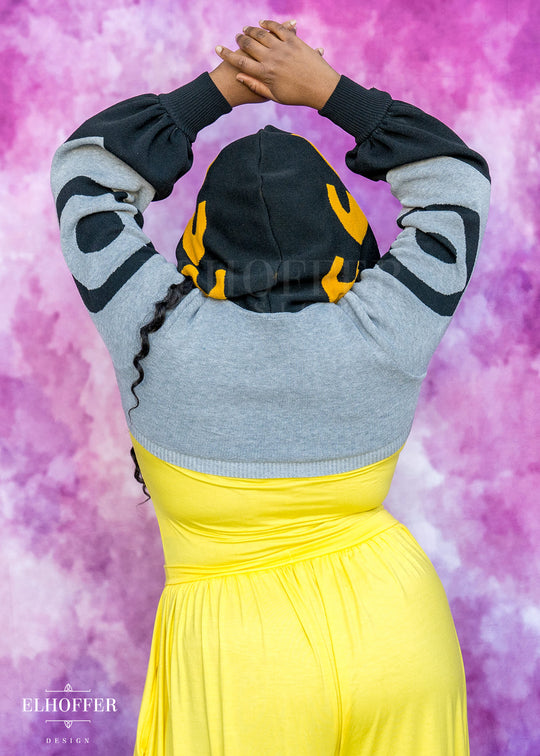 Sassy Magpie Capricorn Hooded Crop