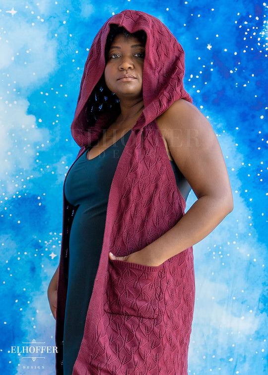 Elven Rogue Hooded Vest - Dragon's Blood Red