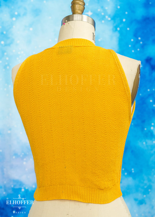 Essential Susan Crop Top - Mustard Chevron