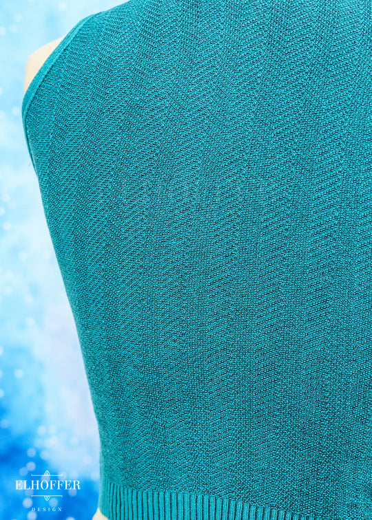 Essential Susan Crop Top - Teal Chevron