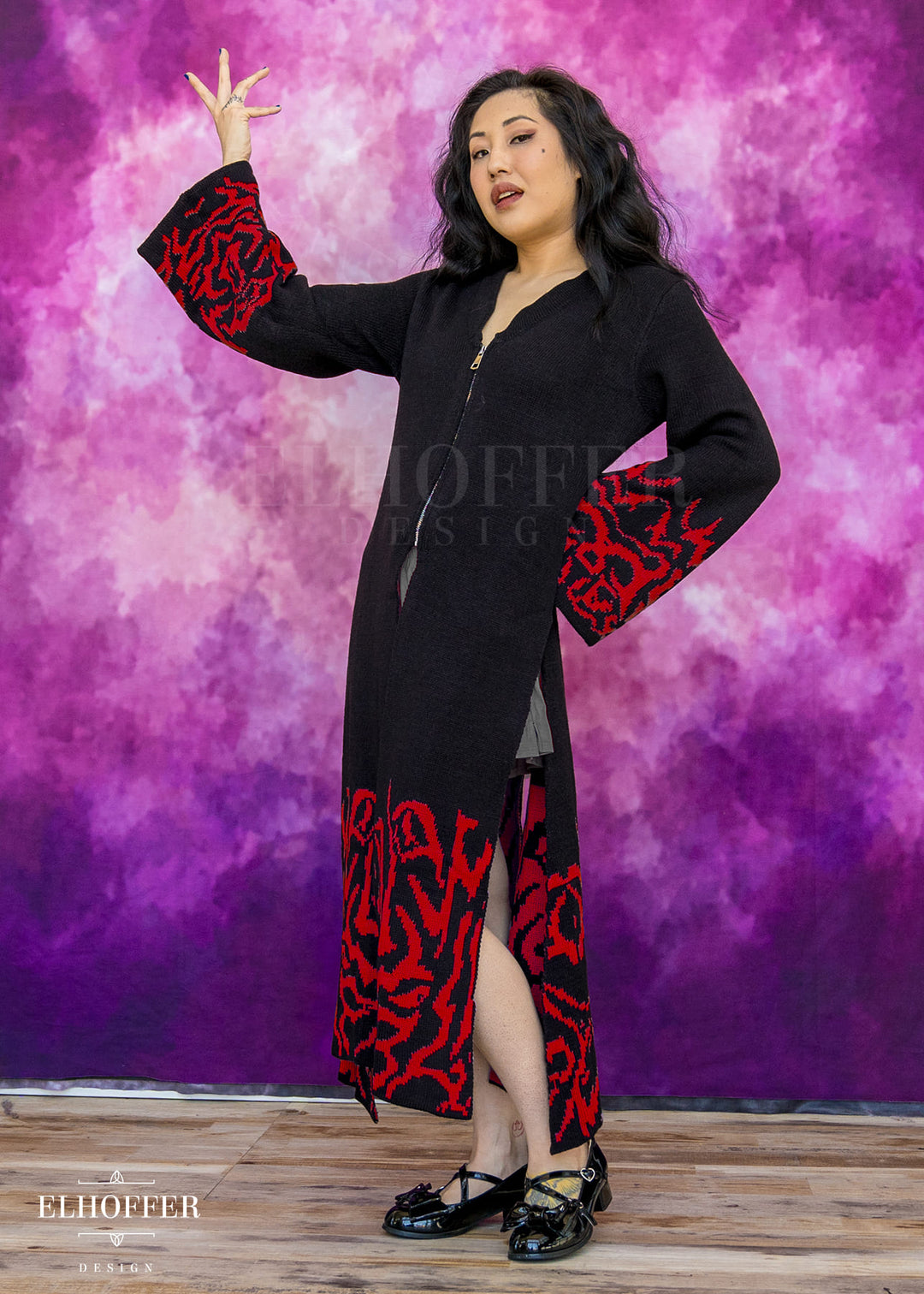 PREORDER - Demon Idol Unisex Sochangui Robe - Black & Red