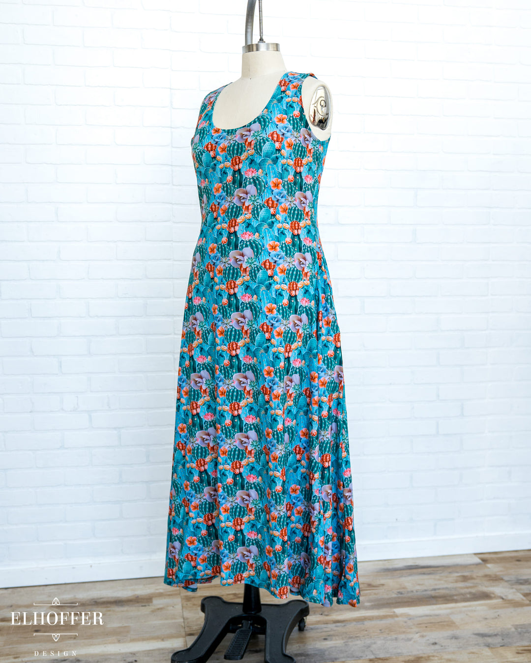 SAMPLE SALE - Essential Maxi Dress - Desert Florals *faded*- Large