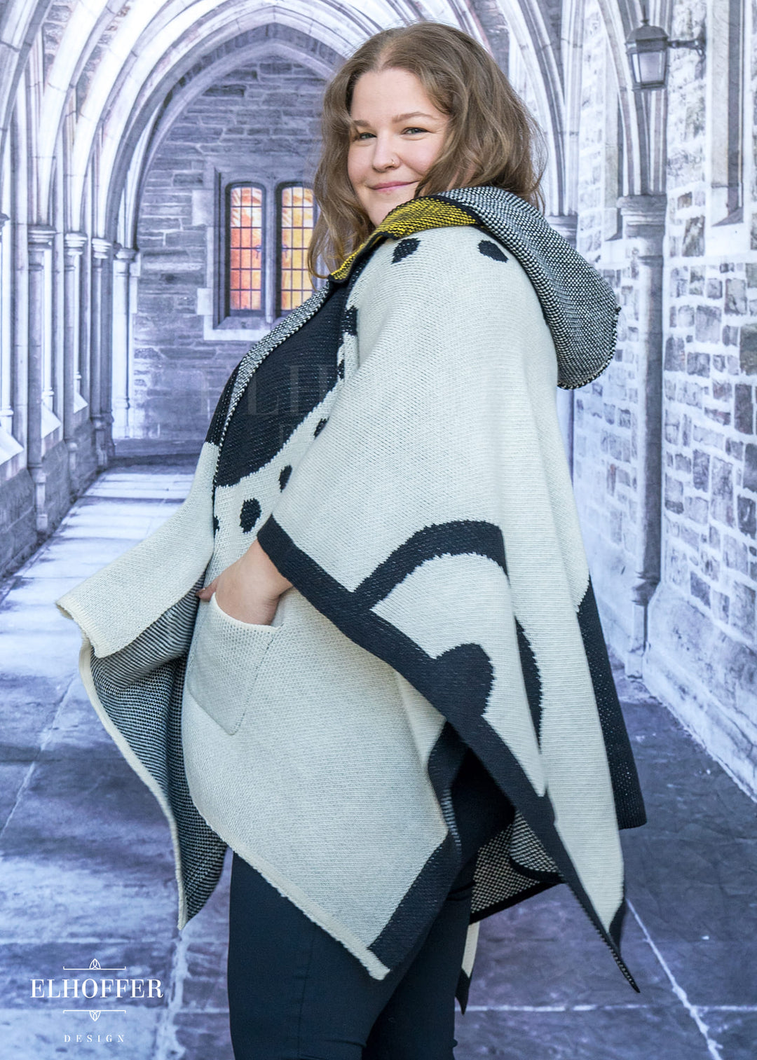 Sassy Magpie Hooded Poncho