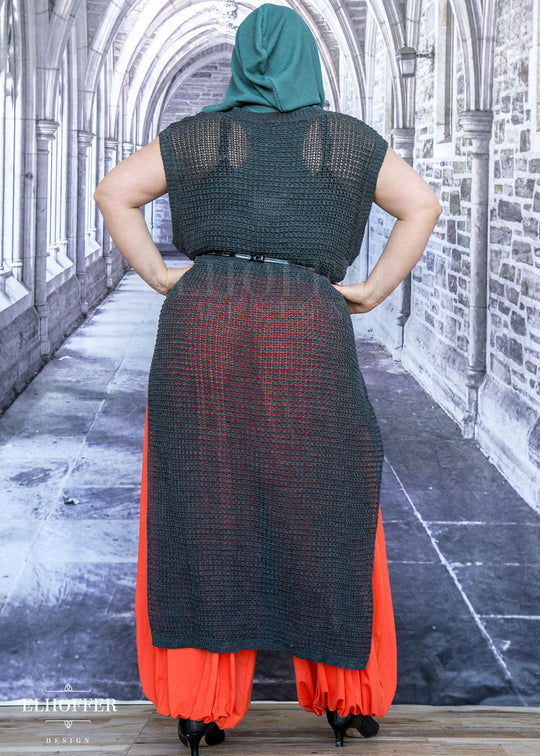 Essential Knight in Knitted Armor Tunic - Charcoal Grey