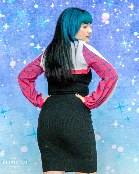 Spiderweb Capricorn Crew Crop - Ghostie White