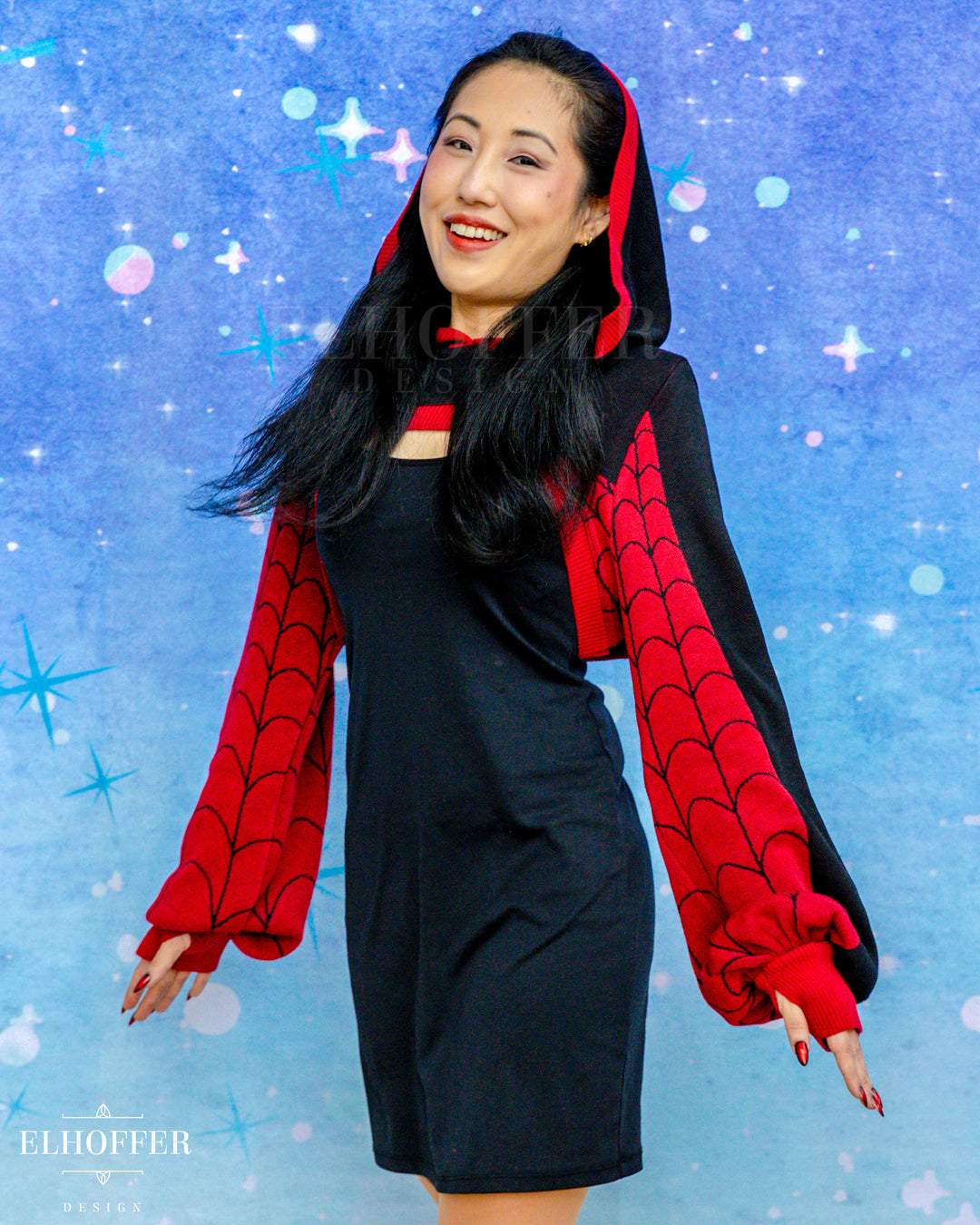 Spiderweb Capricorn Hooded Crop - Ultimate Black