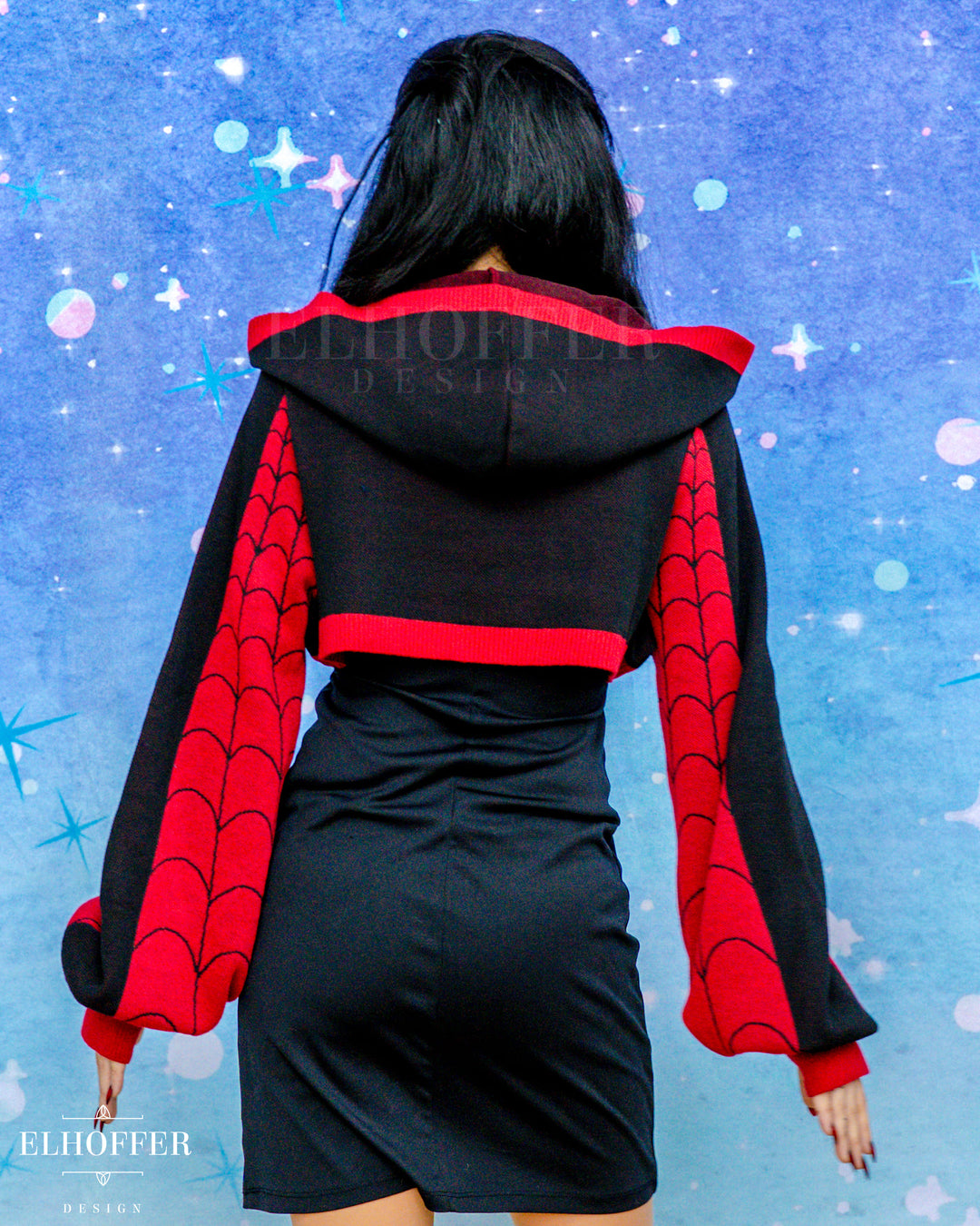 Spiderweb Capricorn Hooded Crop - Ultimate Black