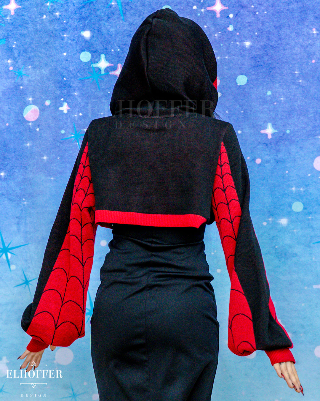 Spiderweb Capricorn Hooded Crop - Ultimate Black