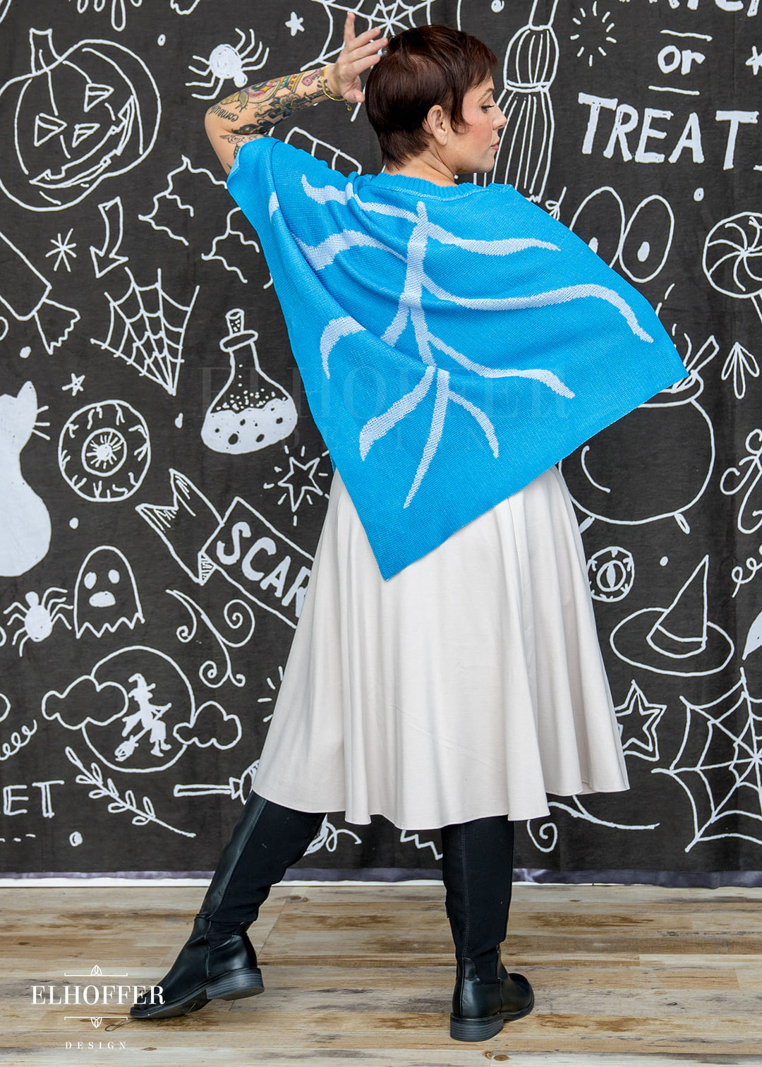 Essential Leaf Poncho - Frosty Blue