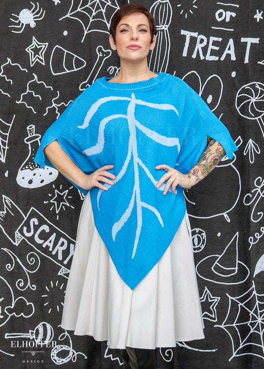 Essential Leaf Poncho - Frosty Blue