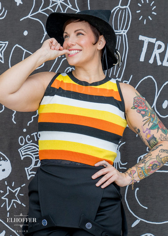 Essential Susan Crop Top - Candy Corn