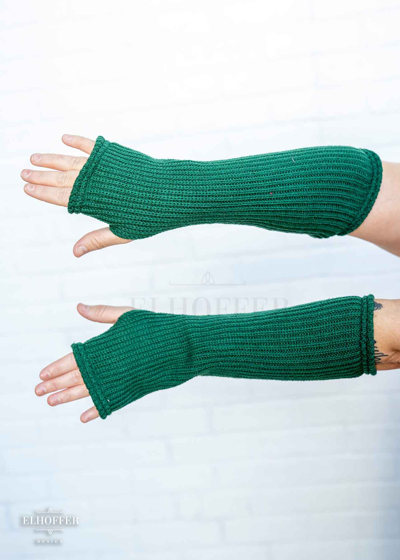 Sacred Princess Fingerless Gloves - Forest Green