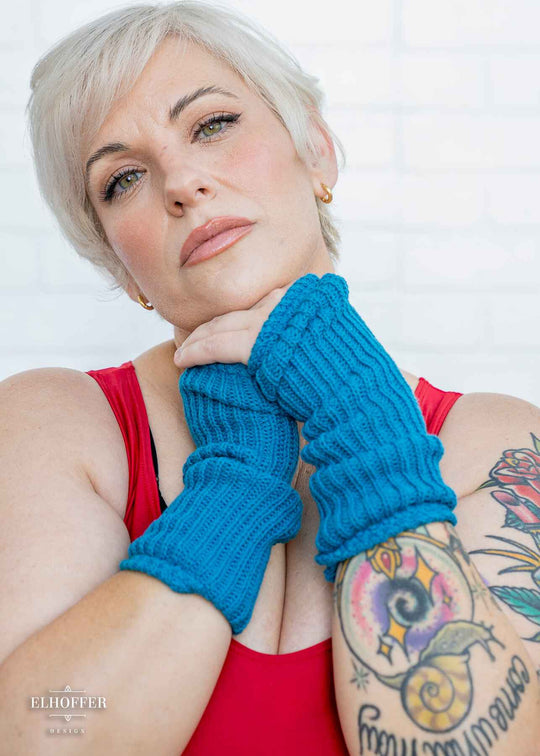 Sacred Princess Fingerless Gloves - Cursed Lake Blue