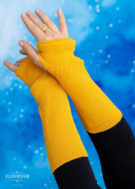 PREORDER - Mysterious Sparkle Arm Warmers - Mustard