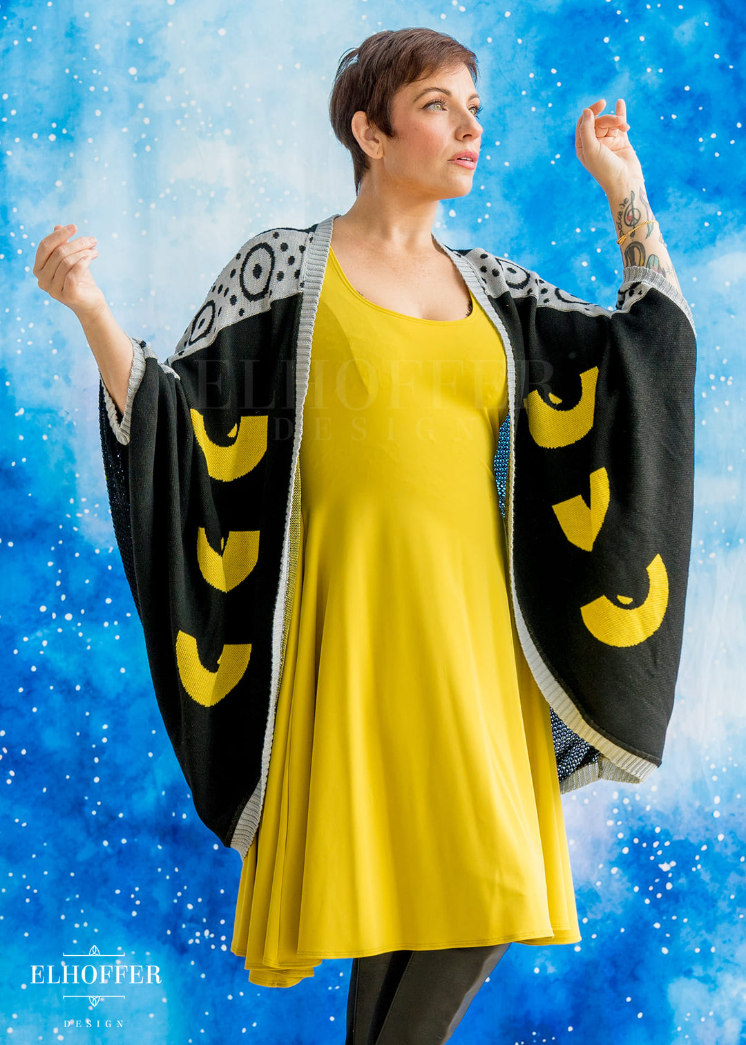 PREORDER - Sassy Magpie Dolman