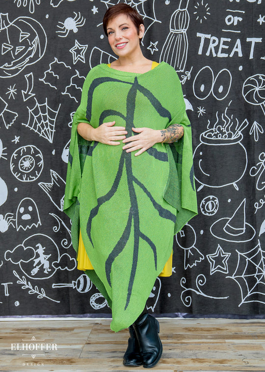 Essential Leaf Poncho - Spring Green