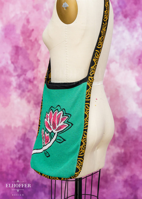 PREORDER - Cutest Maknae Satchel