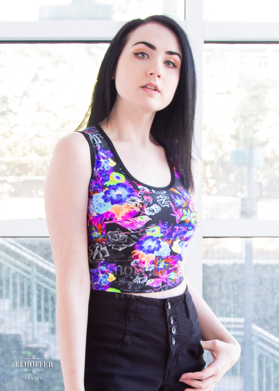 Essential Buffy Crop Top - Kaleidoscope Flowers