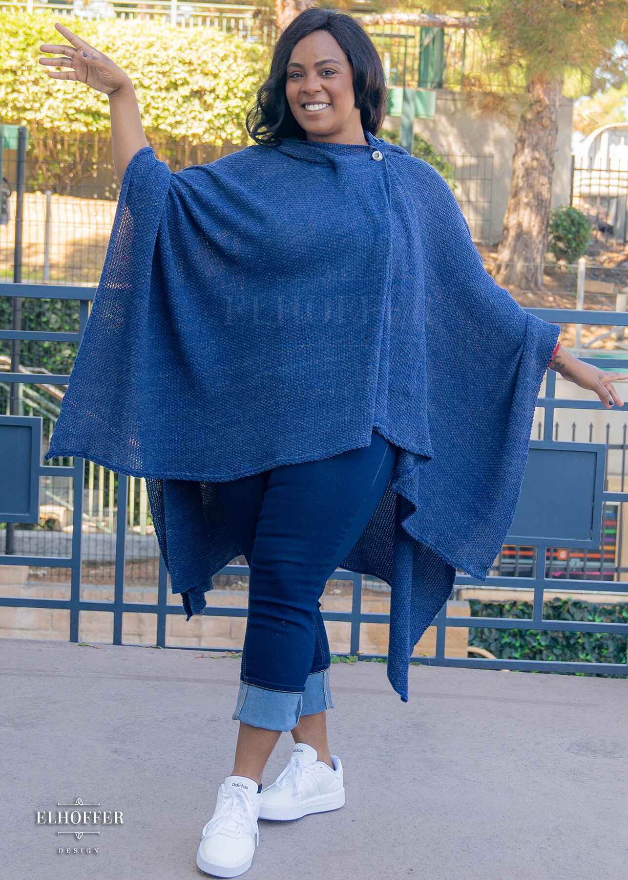 Essential Nomad Cape - Heathered Navy