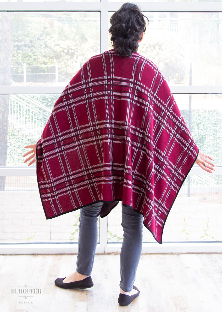 Essential Tartan Poncho - Crimson