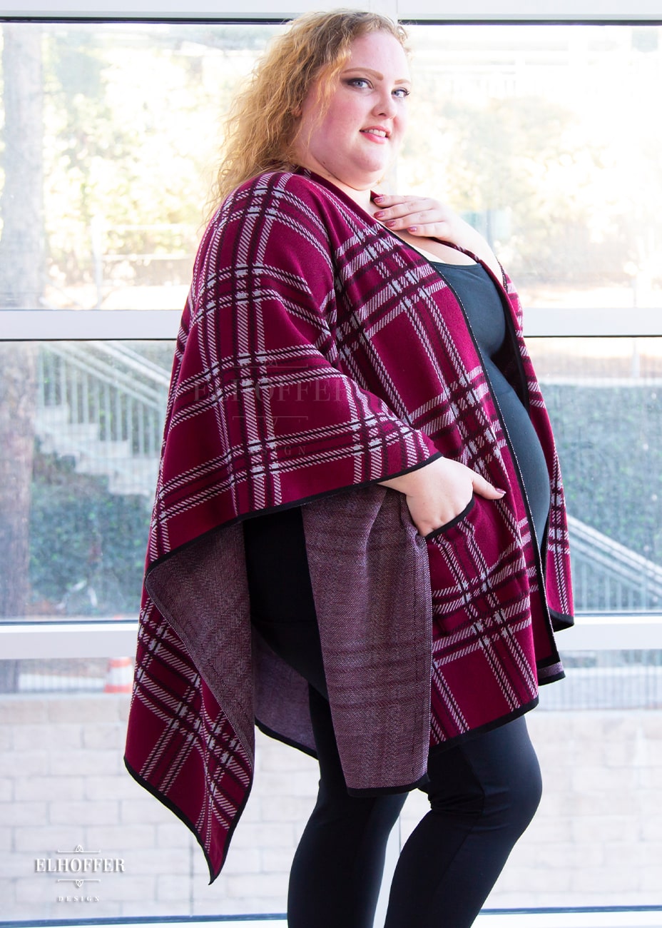 Essential Tartan Poncho - Crimson