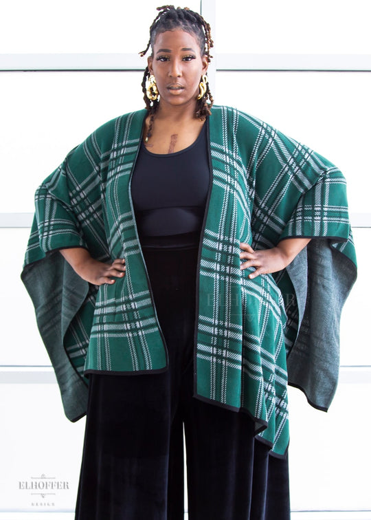 Essential Tartan Poncho - Emerald