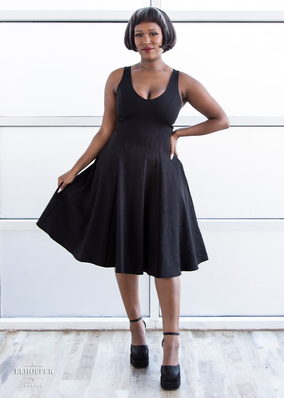 Essential Virgo Dress - Black Ponte