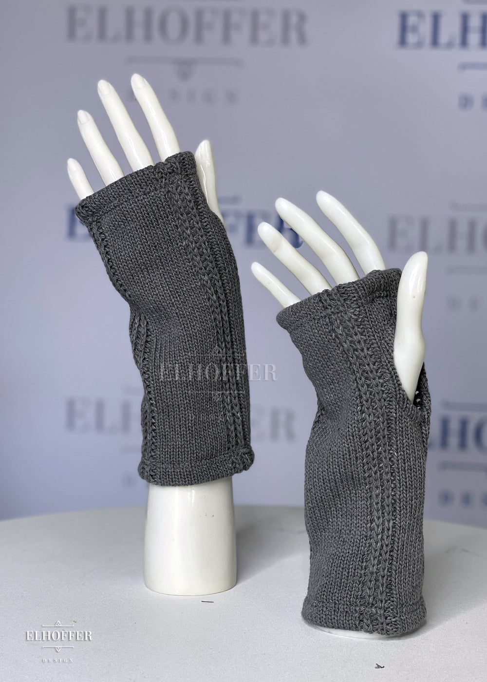 Retired Prodigy Fingerless Gloves Retired